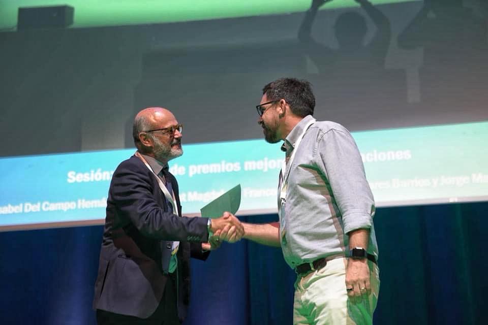 Premio a la trayectoria médica en dermatología